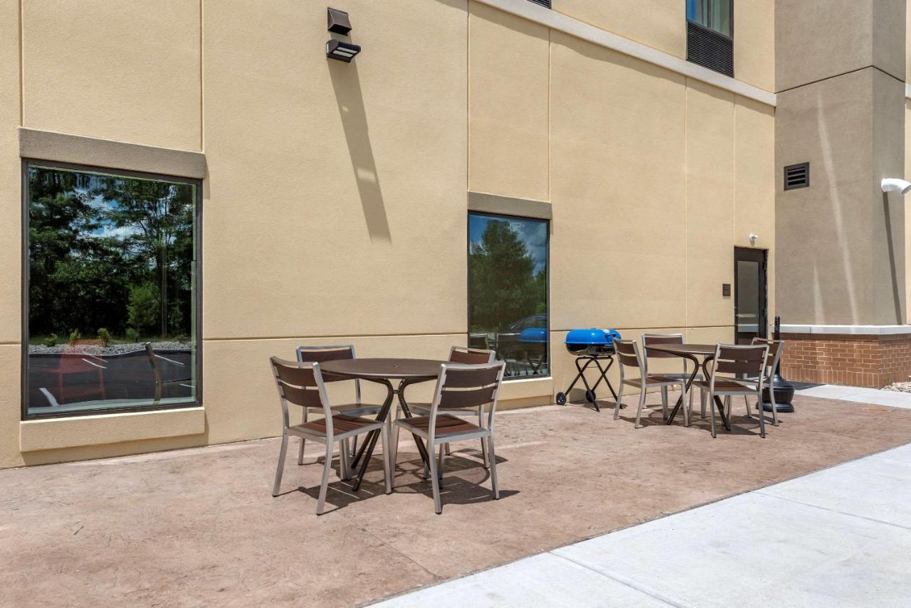 Comfort Suites Dry Ridge Exterior foto